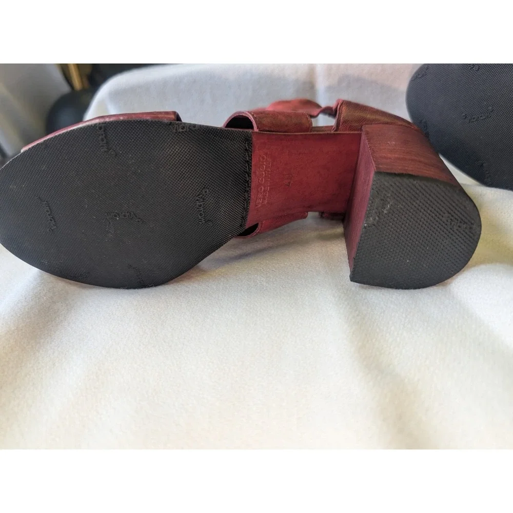 New! Benheart 40/9.5-10 Glove leather Red Heel Zip Open Toe Sandals